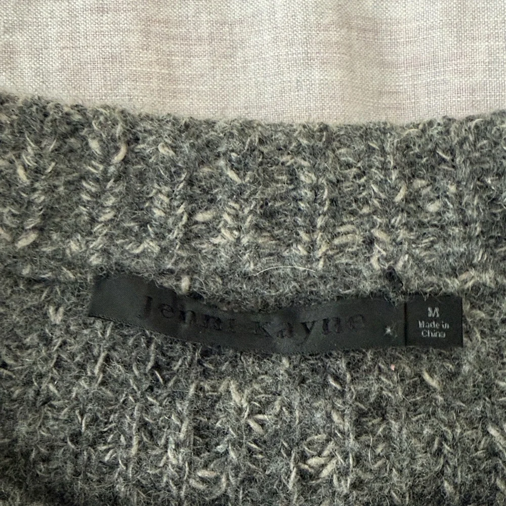 JENNI KAYNE: Medium, cashmere wool, oversized sweater, gray Marl. GUC! - Picture 2 of 7